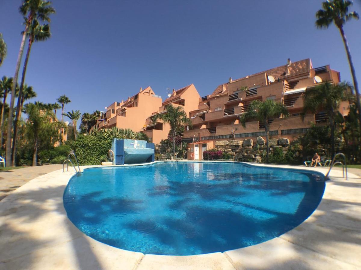 2236-Lovely Groundfloor With Pool View 卡萨雷斯 外观 照片
