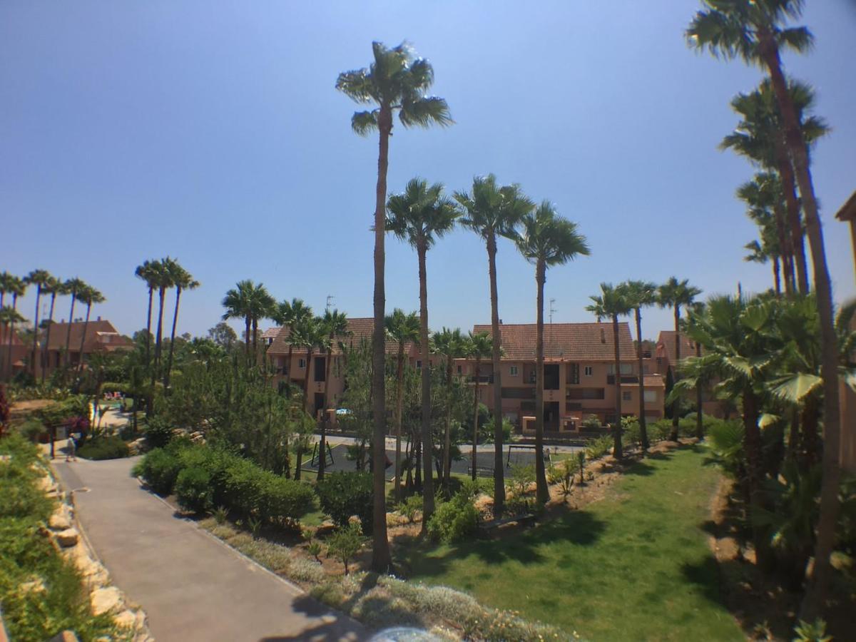 2236-Lovely Groundfloor With Pool View 卡萨雷斯 外观 照片