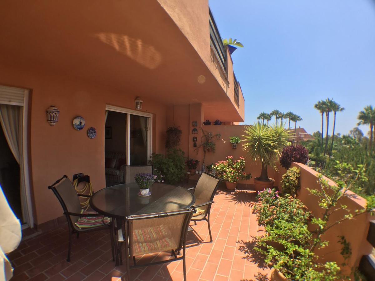 2236-Lovely Groundfloor With Pool View 卡萨雷斯 外观 照片